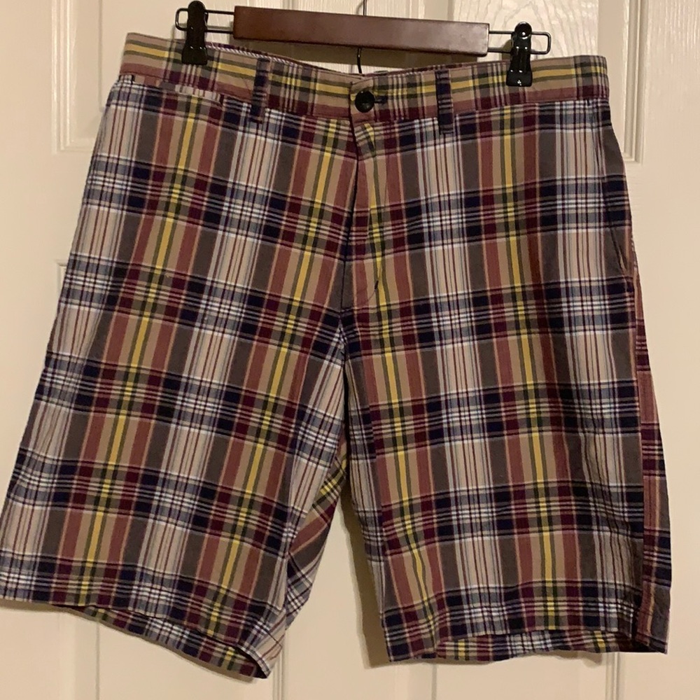 Banana Republic Men’s Size 34 Flat Front Shorts